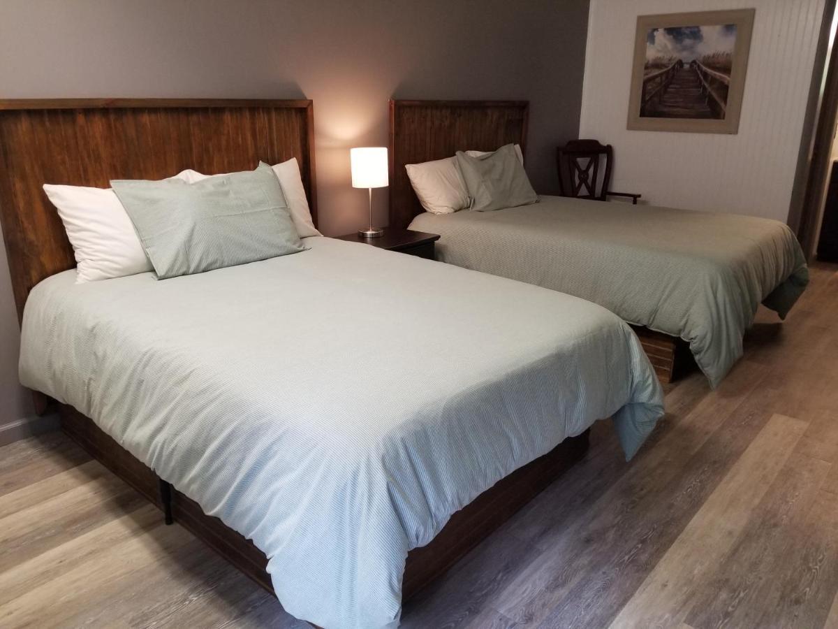 Blue Sky Inn- Complimentary Happy Hour Th-Sun, Veteran Owned, Full Breakfast, Best Green Space, 1 Mile From Blue Ridge, Fire Pit المظهر الخارجي الصورة