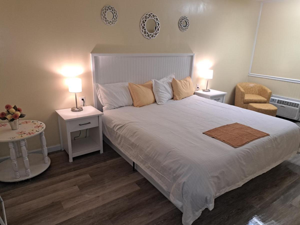 Blue Sky Inn- Complimentary Happy Hour Th-Sun, Veteran Owned, Full Breakfast, Best Green Space, 1 Mile From Blue Ridge, Fire Pit المظهر الخارجي الصورة